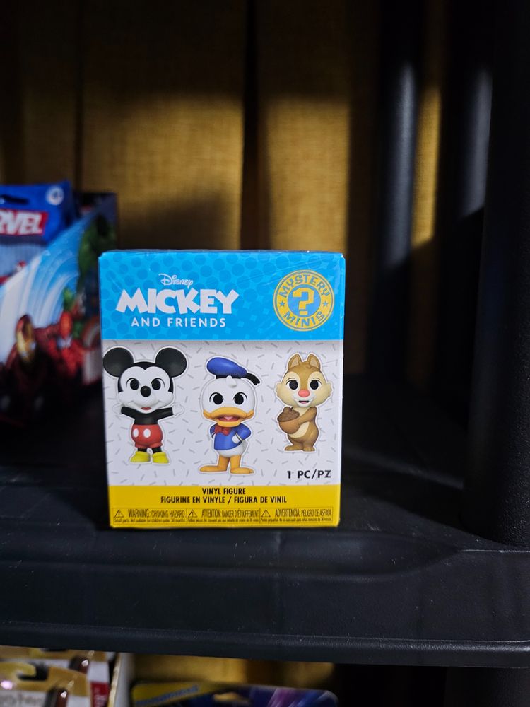 Disney Disney Mickey And Friends Vinyl Figure product image